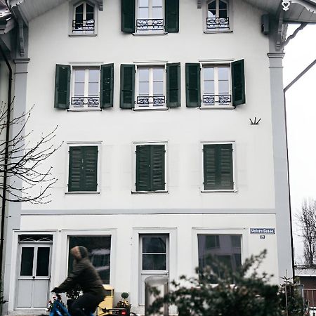Nimbuzzz Apartments Unterseen Bagian luar foto