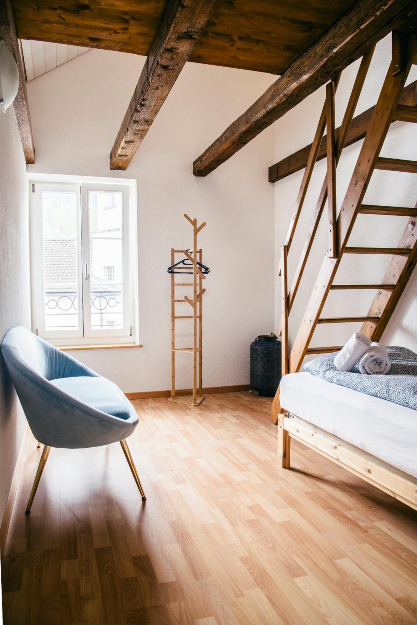 Nimbuzzz Apartments Unterseen Bagian luar foto