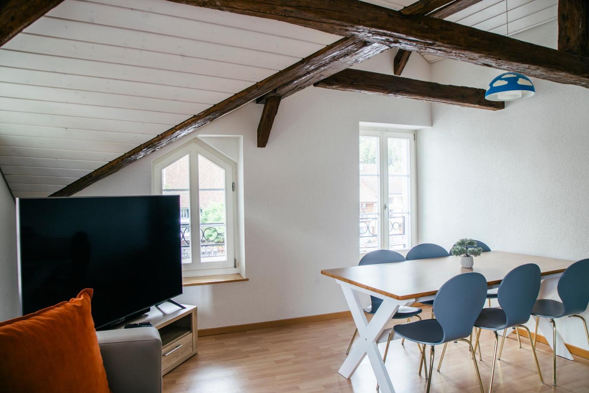 Nimbuzzz Apartments Unterseen Bagian luar foto