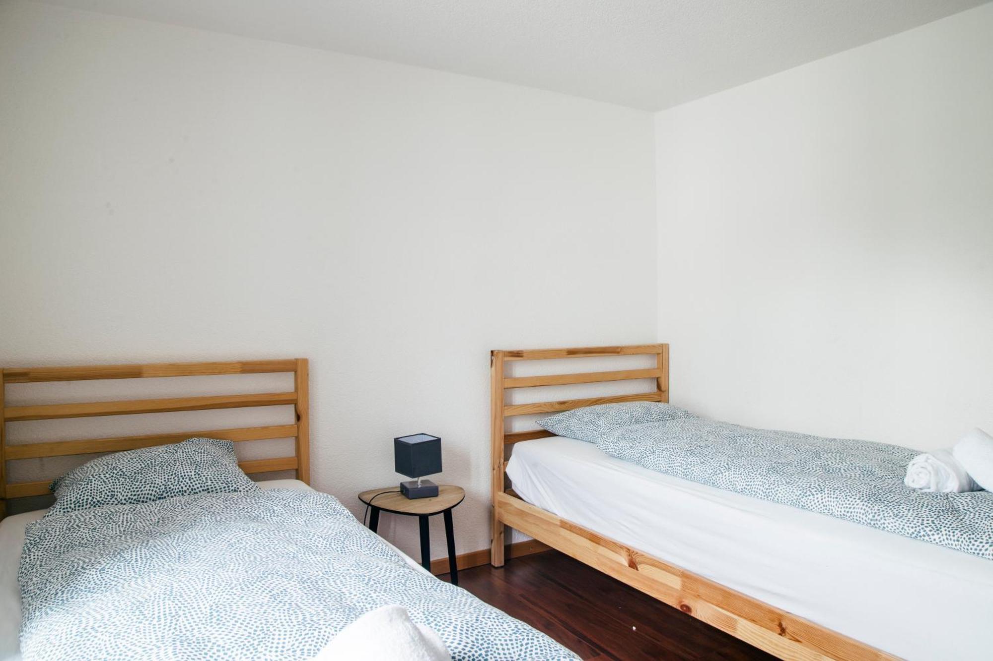 Nimbuzzz Apartments Unterseen Bagian luar foto