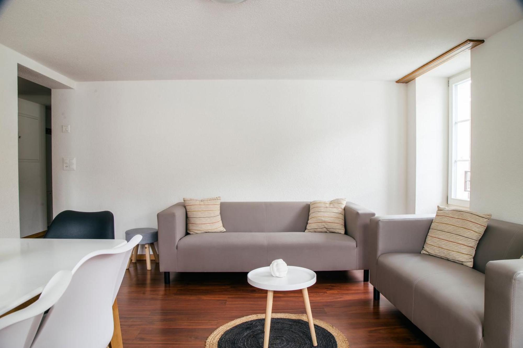 Nimbuzzz Apartments Unterseen Ruang foto