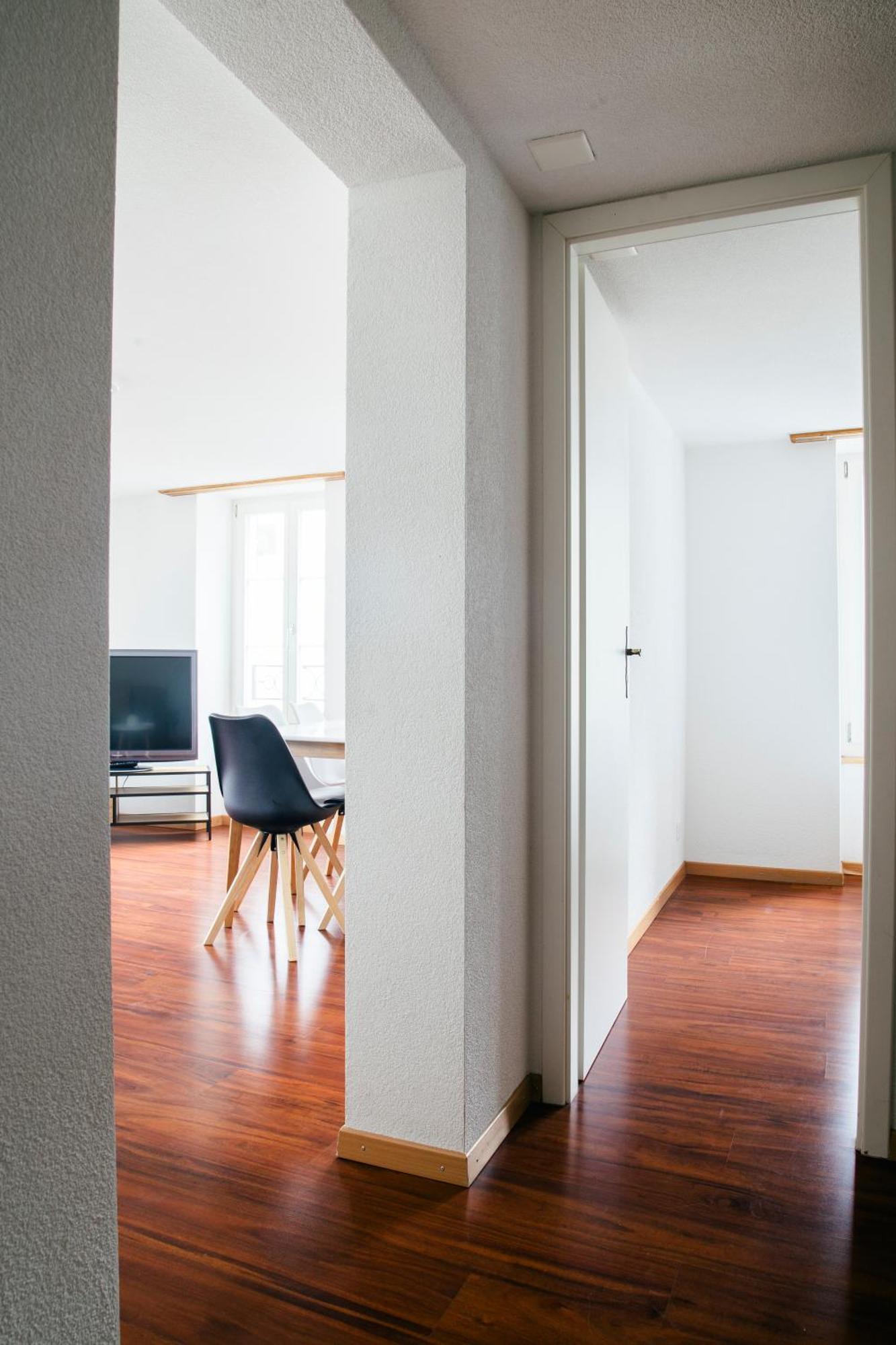 Nimbuzzz Apartments Unterseen Ruang foto