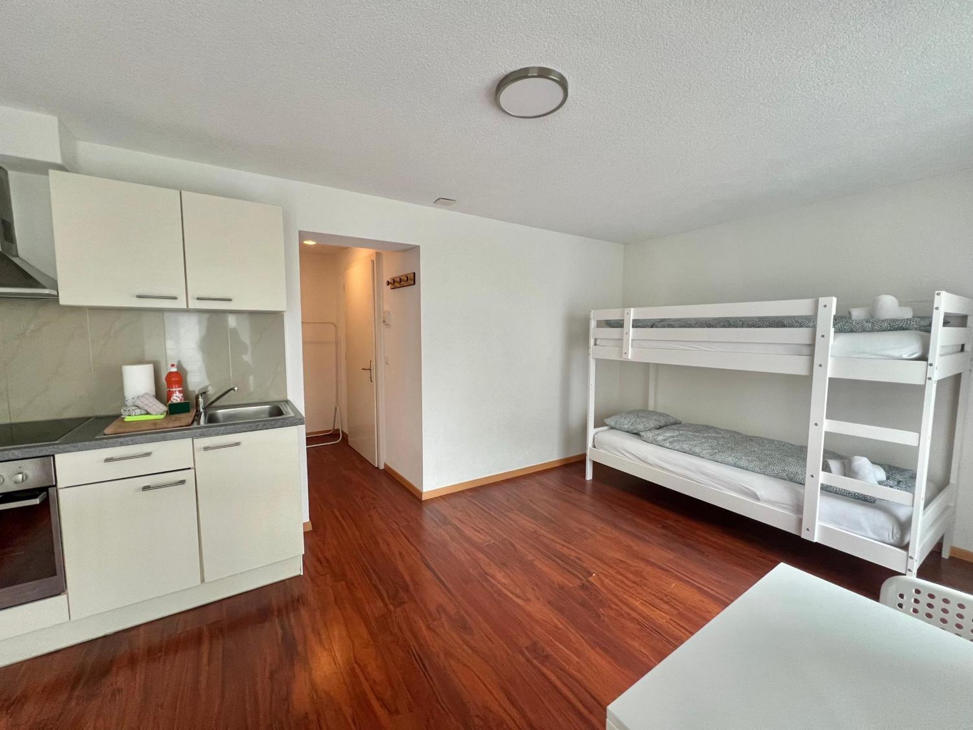Nimbuzzz Apartments Unterseen Ruang foto